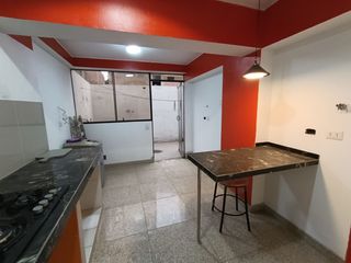 Foto 4 de Vendo Departamento En Segundo Piso De 133M2 En Villa Maria Del Triunfo
