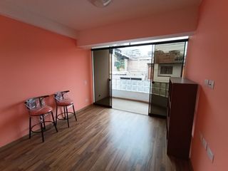 Foto 3 de Vendo Departamento En Segundo Piso De 133M2 En Villa Maria Del Triunfo