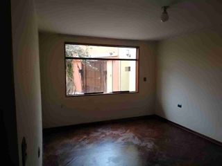 Foto 5 de SE VENDE CASA
