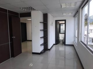Foto 11 de ARRIENDO AMPLIA OFICINA SECTOR LA PRADERA