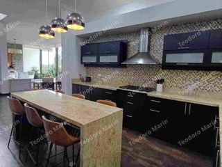 Foto 6 de Casa Moderna en Venta con espacios verdes
