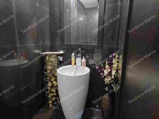 Foto 8 de Casa Moderna en Venta con espacios verdes