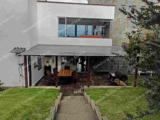 Foto 11 de Casa Moderna en Venta con espacios verdes