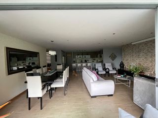 Foto 5 de Venta apartamento en Envigado - Loma del Esmeraldal