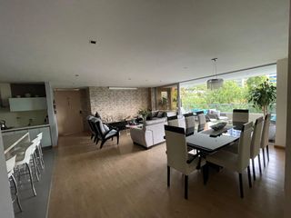 Foto 3 de Venta apartamento en Envigado - Loma del Esmeraldal