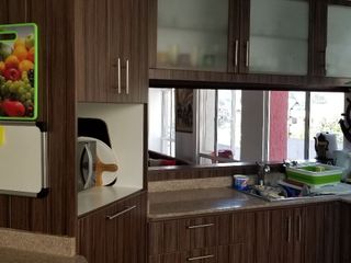 Foto 2 de ARRIENDO DEPARTAMENTO 2 DORMITORIOS, CUMBAYA, LA PRIMAVERA $550