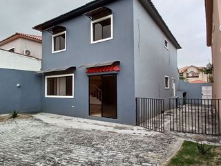 Foto 18 de CASA EN VENTA URB. VÍA AL SOL
