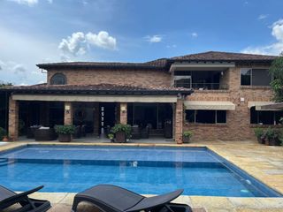 Foto 11 de VENDO CASA CAMPESTRE CONJUNTO HACIENDA TRINITARIOS EN RUITOQUE BAJO EN FLORIDABLANCA
