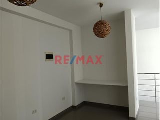 Foto 11 de Alquiler De Triplex En Urb Quinta Ana Maria//ID:1144653