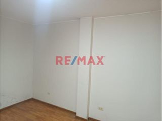 Foto 8 de Alquiler De Amplio Departamento De 128 M2 En Smp