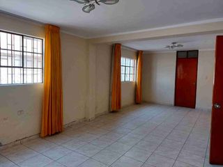 Foto 5 de SE VENDE CASA