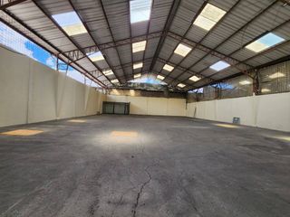 Foto 1 de EN ARRIENDO BODEGA EN EL PARQUE INDUSTRIAL - CUENCA
