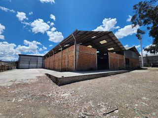 Foto 2 de EN ARRIENDO BODEGA EN EL PARQUE INDUSTRIAL - CUENCA