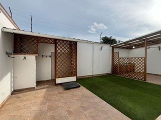 Foto 23 de VENTA CASA MODERNA 3 DORMITORIOS CONJUNTO MONTEBELLUNO SANTO DOMINGO ECUADOR