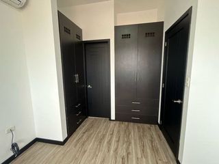 Foto 16 de VENTA CASA MODERNA 3 DORMITORIOS CONJUNTO MONTEBELLUNO SANTO DOMINGO ECUADOR