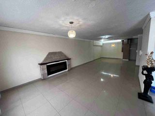 Foto 1 de Oportunidad casa de venta en el sector de la Rumiñahui – Av. del Maestro!