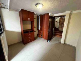 Foto 14 de Oportunidad casa de venta en el sector de la Rumiñahui – Av. del Maestro!