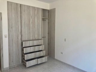 Foto 10 de HERMOSA CASA DE 1 PLANTA