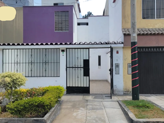 Foto 1 de Venta Casa 2 Pisos La Victoria + Cochera Y Patio