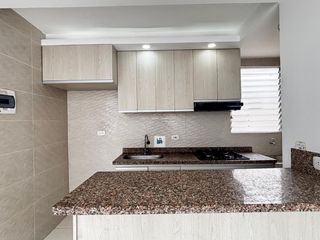 Foto 5 de APARTAMENTO PASOLLANO 1