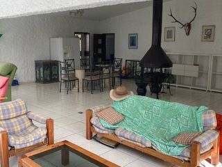 Foto 3 de Vendo casa de campo en Urb California, Chosica - 1,500 m2 - 5 dormitorios - Amplio jardín