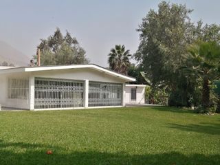 Foto 7 de Vendo casa de campo en Urb California, Chosica - 1,500 m2 - 5 dormitorios - Amplio jardín