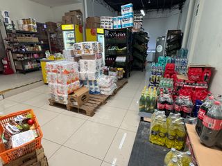 Foto 2 de ALQUILER LOCAL COMERCIAL ALMACEN SAN ISIDRO