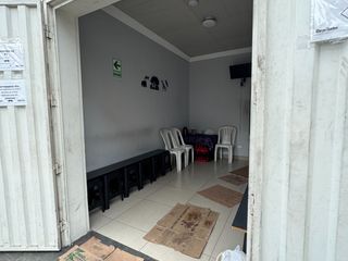 Foto 9 de ALQUILER LOCAL COMERCIAL ALMACEN SAN ISIDRO