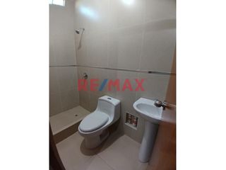 Foto 5 de Se Alquila 2Do Y 3Er Piso Para Hospedaje U Oficinas//ID:1143757