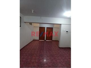 Foto 14 de Se Alquila 2Do Y 3Er Piso Para Hospedaje U Oficinas//ID:1143757