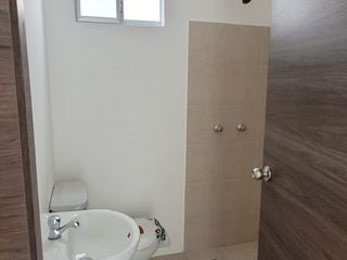 Foto 10 de CASA DE ESTRENO SEMI-AMOBLADA (VIA A LA COSTA PASEO DEL SOL 4)