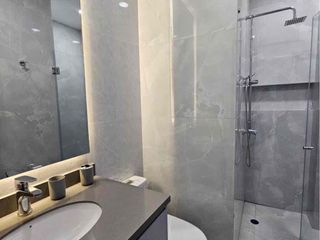 Foto 4 de Rento Estudio amoblado con Balcón sector Quito Tennis 📍Diamond Design
