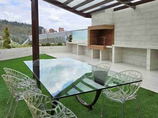 Foto 12 de Rento Estudio amoblado con Balcón sector Quito Tennis 📍Diamond Design