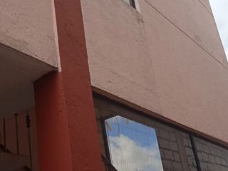 Foto 8 de Venta de Casa Rentera en Obrero Independiente, Loma de Puengasí