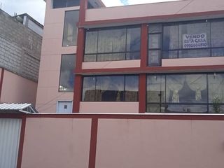 Foto 1 de Venta de Casa Rentera en Obrero Independiente, Loma de Puengasí