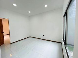 Foto 9 de LUJOSA CASA EN VENTA