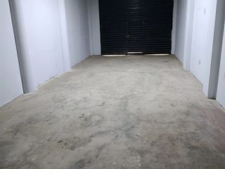 Foto 8 de Alquilo Local Comercial De 120 M2