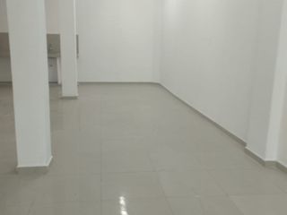 Foto 2 de Local Comercial Ubicación Estratégica Av. Tupac Amaru ¡Local Comercial Ubicación Estratégica en Comas! Área: 190 m²  1er piso y 2do piso – Excelente P