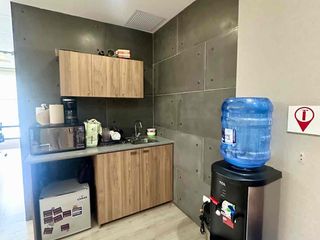 Foto 7 de LA VISTA SAN EDUARDO-NORTE DE GUAYAQUIL, vendo Oficina full amoblada $198.000