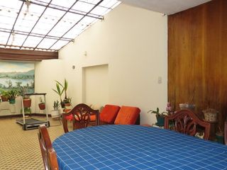 Foto 10 de VENDO CASA EN QUINTA PAREDES