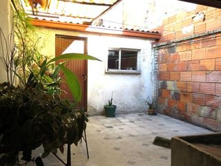 Foto 15 de VENDO CASA EN QUINTA PAREDES