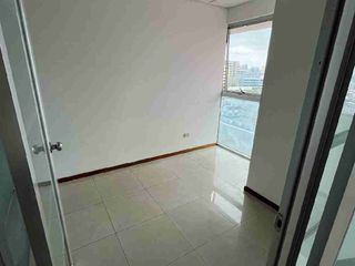 Foto 6 de VENDO FUNCIONAL OFICINA TRADR BUILDING NORTE DE GUAYAQUIL