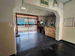 Foto 2 de Venta de Local Comercial - Calle Agua Marina - Trujillo