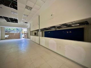 Foto 12 de LOCAL COMERCIAL EN VENTA EN SANTA MONICA CALI