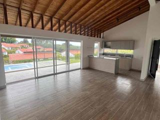 Foto 4 de SE VENDE CASA CAMPESTRE EN EL CAIMO