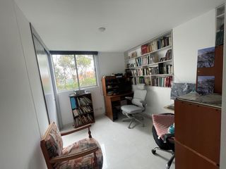 Foto 8 de Venta apartamento en Envigado - Loma del Esmeradal