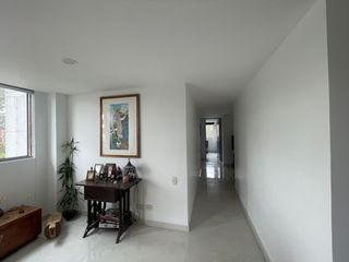 Foto 13 de Venta apartamento en Envigado - Loma del Esmeradal