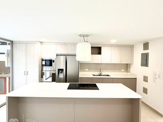 Foto 2 de Casa en Tumbaco en Venta, con linea blanca