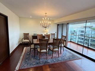 Foto 3 de Espectacular Flat de 224 m² con Vista a la avenida y Cerca Al Golf en San Isidro