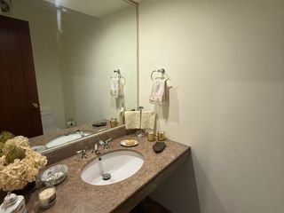 Foto 4 de Espectacular Flat de 224 m² con Vista a la avenida y Cerca Al Golf en San Isidro